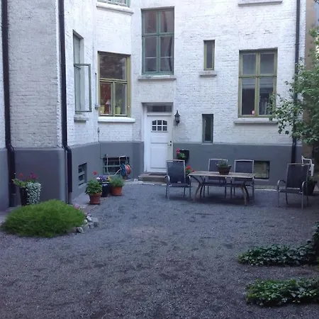 Apartment Just Behind The Royal Palace