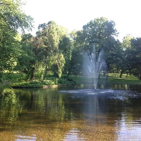 Just Behind The Royal Palace דירה אוסלו